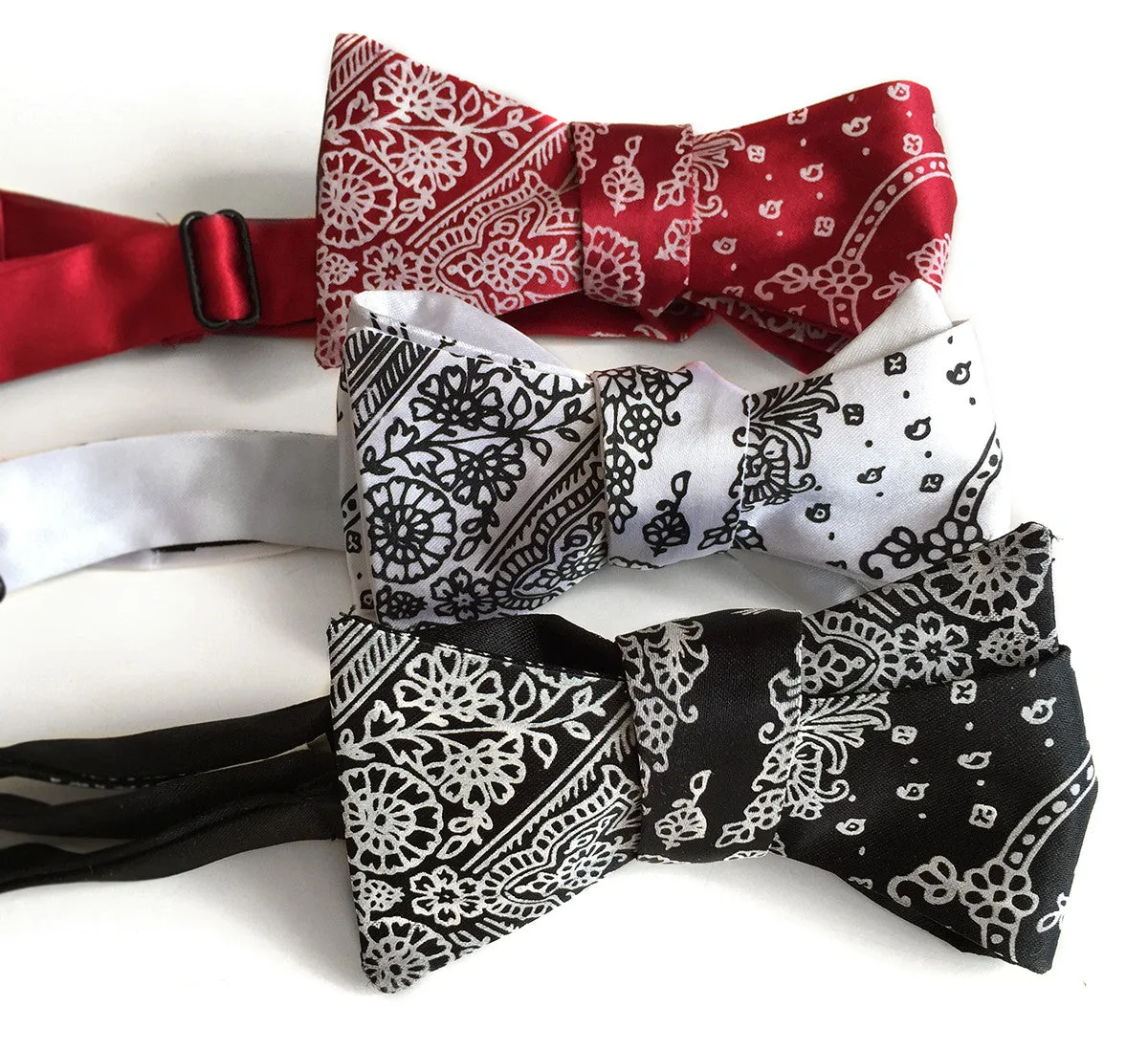 Bandana Print Bow Tie