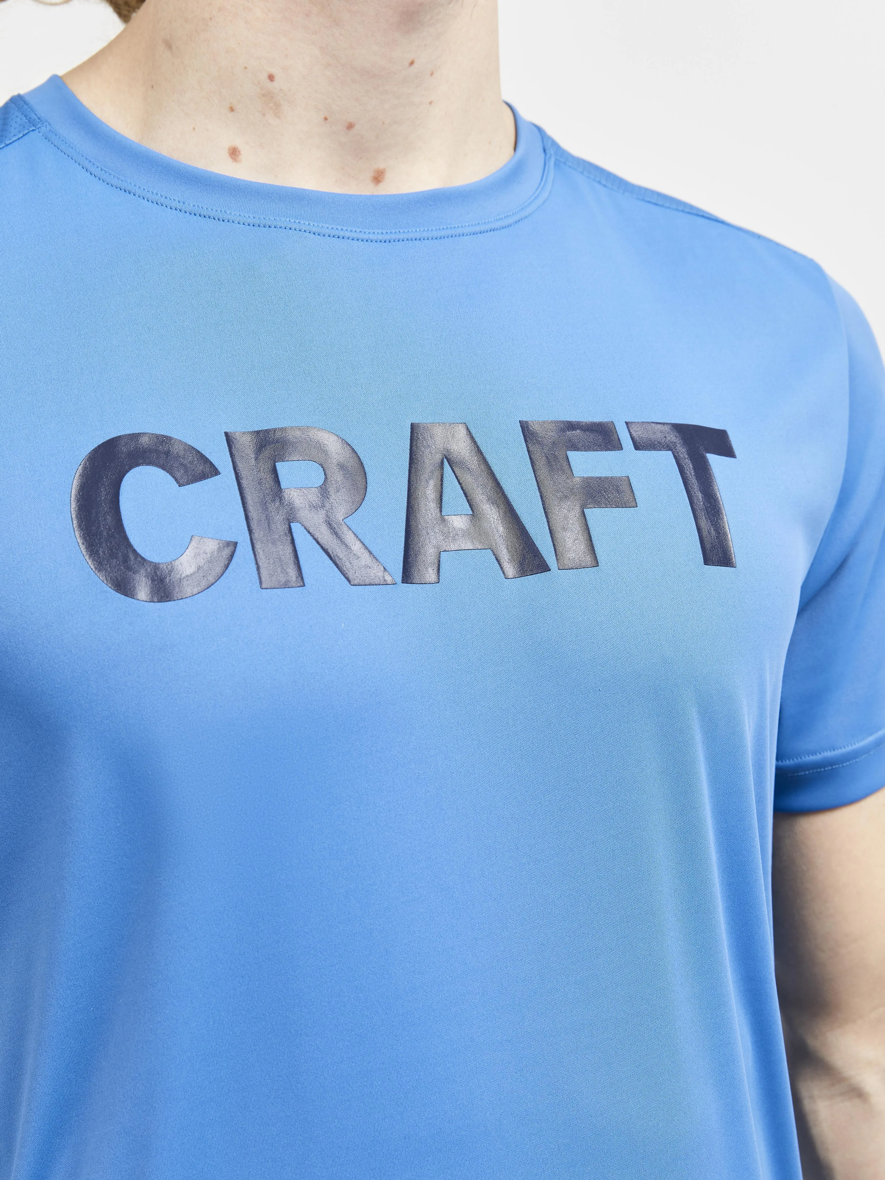 MEN'S CORE CHARGE SHORT SLEEVE TEE